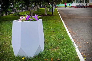 Вазон для цветов «Тетра H» от ЖБИ 24 г.Самара